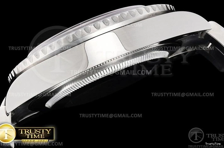 0325 ROLGMT166 – GMT II Snug 977